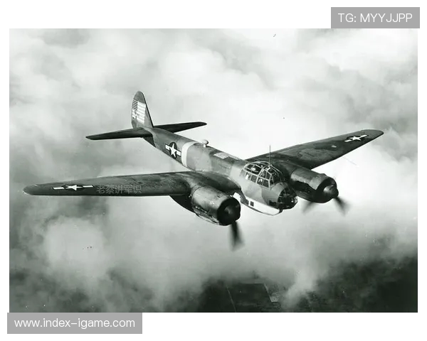 德国轰炸机盖德穆勒的传奇生涯与进球神话揭秘