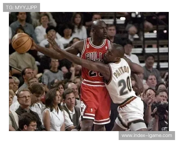 篮球盛宴全解析：从技术战术到历史传承，带你深度了解这项全球热爱的运动