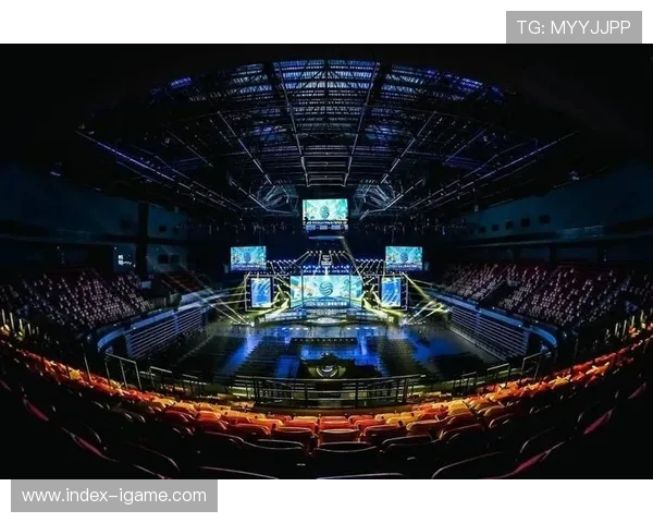 《电竞行业发展迅猛 全球顶级赛事吸引观众热情与投资热潮》