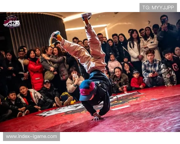 成都街舞队在世界攀岩锦标赛中的拼搏历程与梦想追逐之路 成都街舞队在世界攀岩锦标赛中的拼搏历程与梦想追逐之路