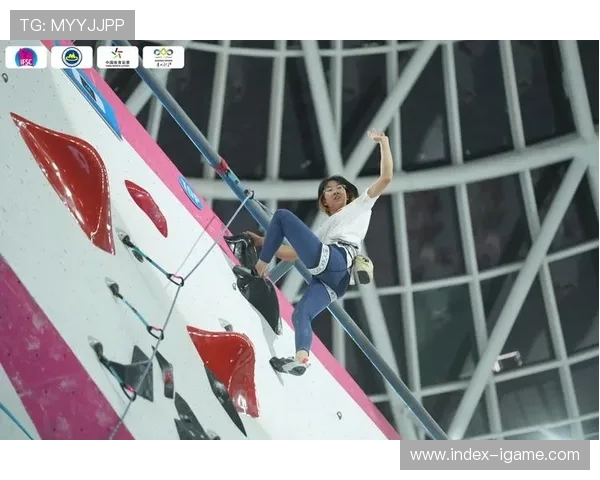 武汉攀岩队在攀岩节奏排行榜中荣获第八名展现出色实力与团队精神