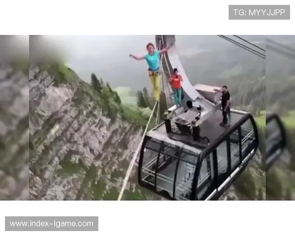 重庆极限运动队与广州极限运动队赛后战术分析与总结探讨