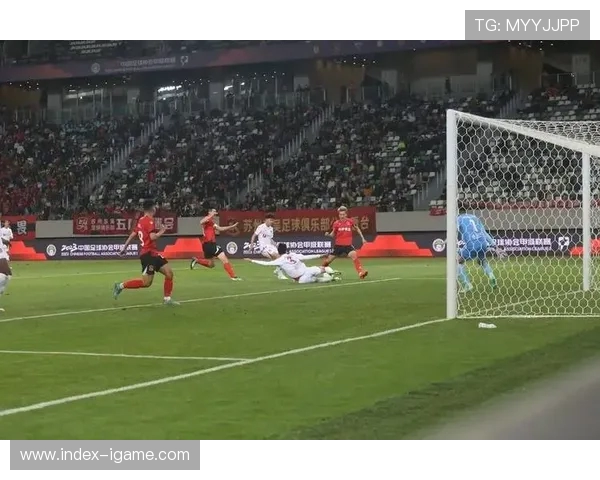 北体大迎战苏州东吴争夺中甲联赛关键三分全力以赴展现球队实力